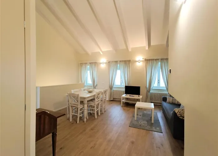 Antica Appartement Stresa